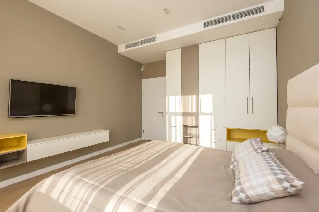Ceiling ducted air conditioning system