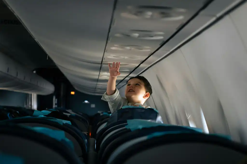Unrestrained child in the cabin